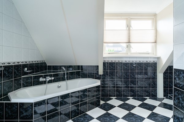 Medium property photo - Ticheloven 88, 6987 GN Giesbeek